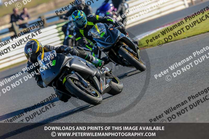 PJM Wedding Photography;enduro digital images;event digital images;eventdigitalimages;mallory park;mallory park photographs;mallory park trackday;mallory park trackday photographs;no limits trackdays;peter wileman photography;racing digital images;trackday digital images;trackday photos